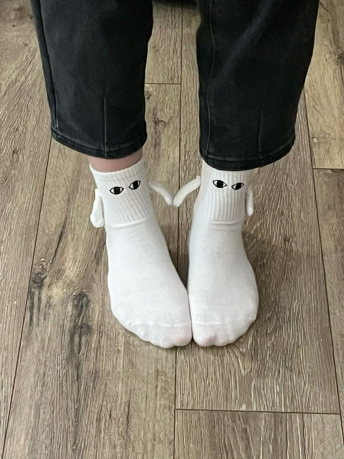 جوارب مسكة اليدين مغناطيسيه