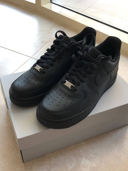 حذاء نايك اير فورس اسود سادة ,قالب كبيرNike