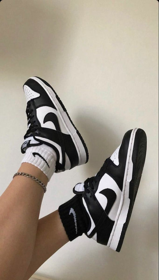 SB Nike حذاء نايك اسود وابيض ناصي ,قالب طبيعي (القياسات بين 36>44)