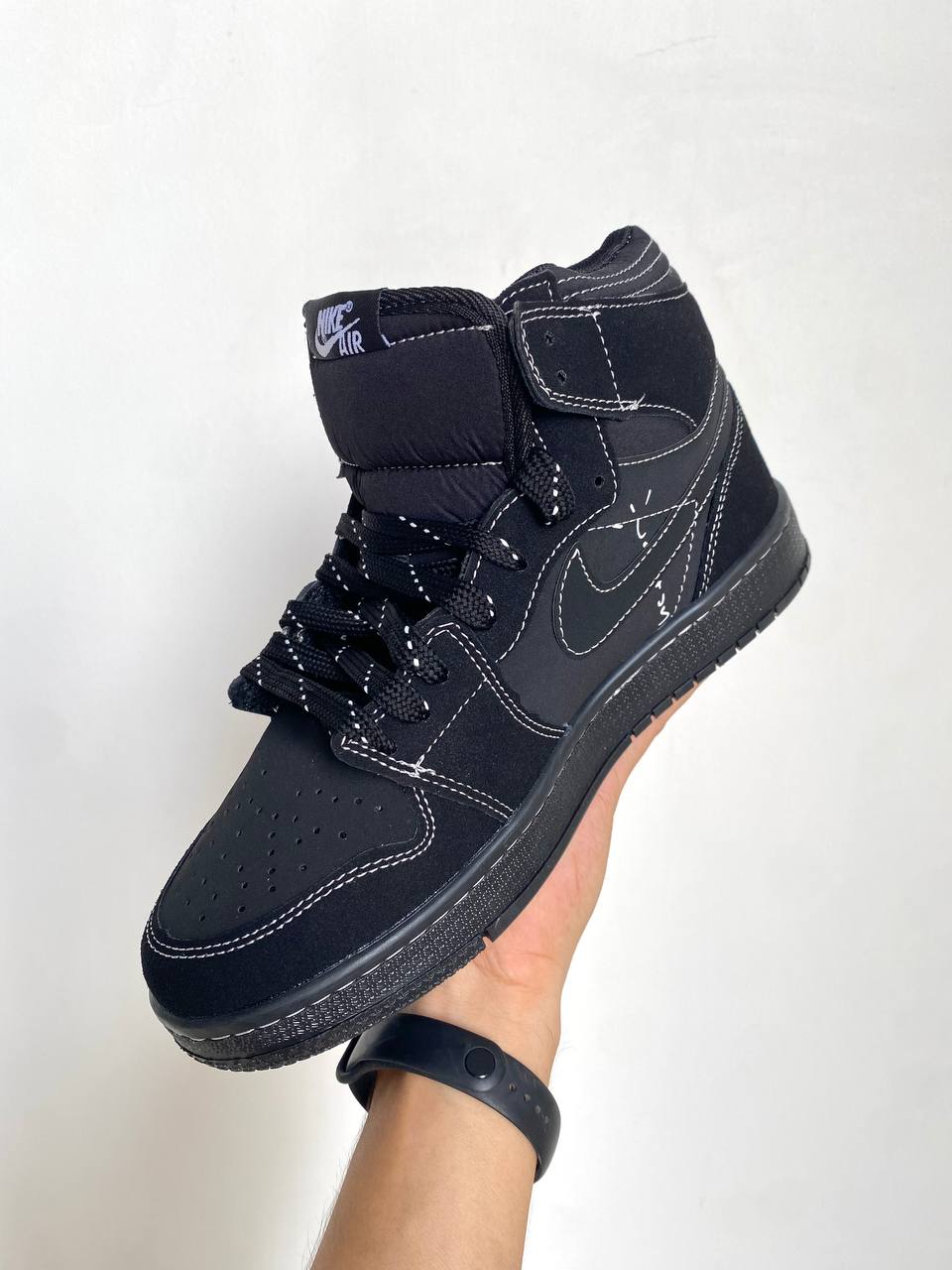 حذاء جوردن ترايفس سكوت عالي ,قالب طبيعي Nike Jordan ✅