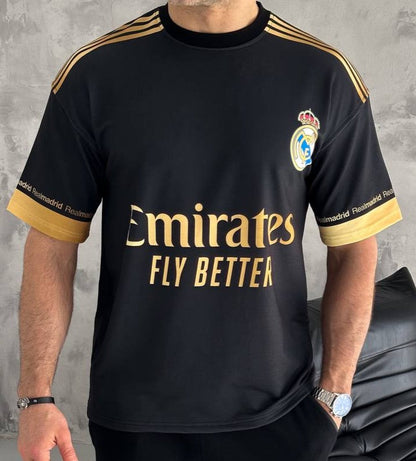 تيشيرت ريال مدريد باشرطة ذهبية ,قالب كبير ✅