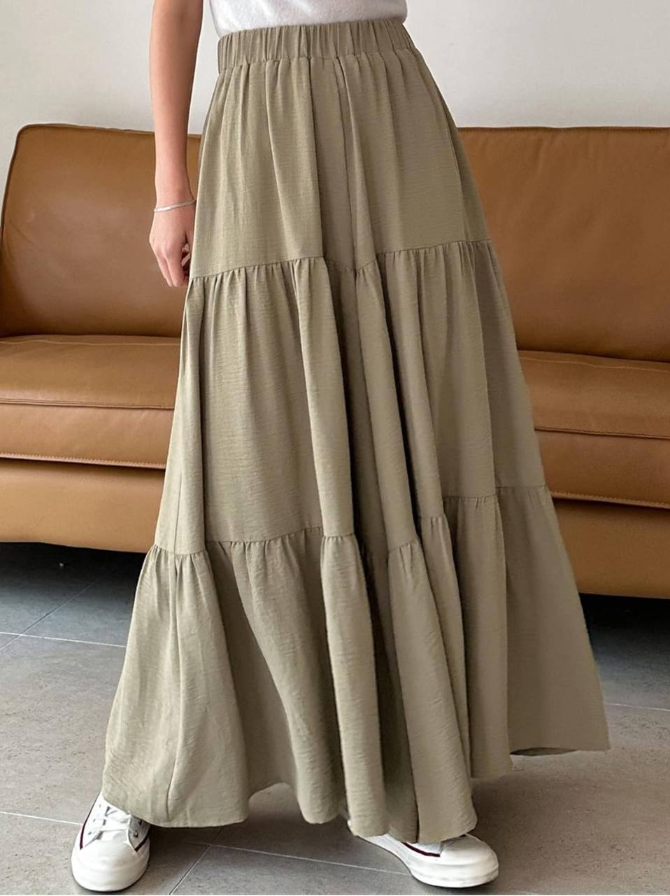 تنورة لون بيجي لاستيك من الخصر , كتان✅
