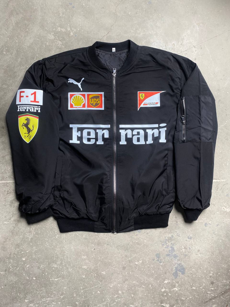 Ferrari - جاكيت اسود فيراري مرليبورو , مطري مبطن